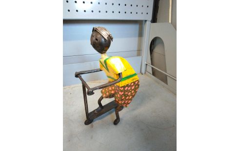 FIGURINE MANUEL FELGUEREZ TROTINETTE