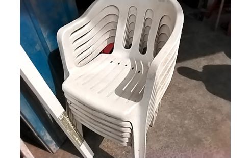 FAUTEUIL DE JARDIN PLASTIQUE