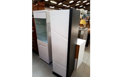 MEUBLE COLONNE BLANC ET GRIS