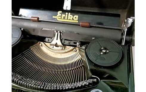 SCHRIJFMACHINE ERIKA