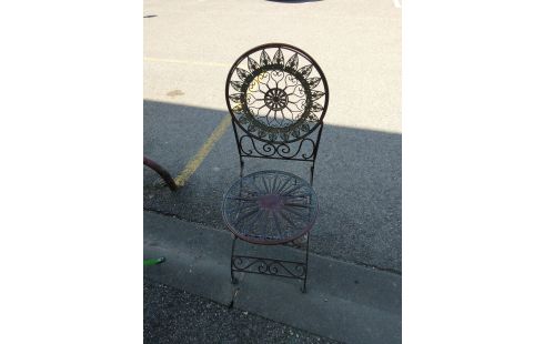 CHAISE PLIANTE METAL