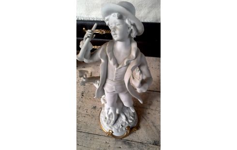 STATUETTE CAPO DI MONTE JUNGE MET, , FLÖTE MUSIKINSTRUMENT