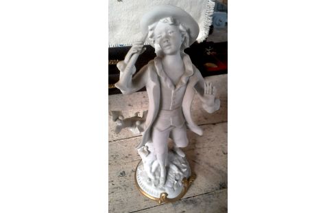 STATUETTE CAPO DI MONTE JUNGE MET, , FLÖTE MUSIKINSTRUMENT