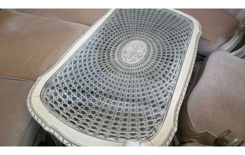 MESA DE SALÓN CRUDO ESTILO LUIS XV