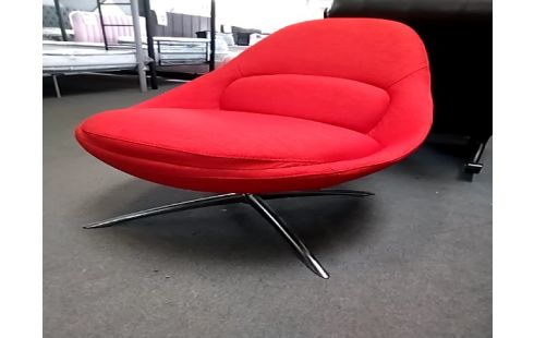 FAUTEUIL DESIGN DE CHEZ CHATEAU D'AX