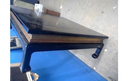 SALONTAFEL LAAG ZWART/GOUD GELAKT