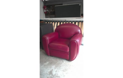 SILLÓN DE CUERO CLUB