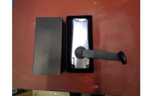 ZAKLAMP MET ZWENGEL VOOR NOODPAKKET