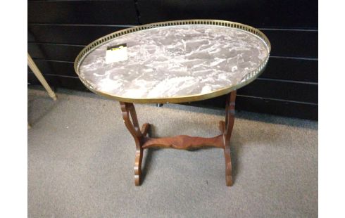 SELLETTE OVALE MARBRE GALERIE