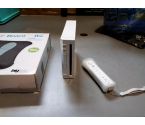 WII NINTENDO CONSOLE + BALANCE BOARD