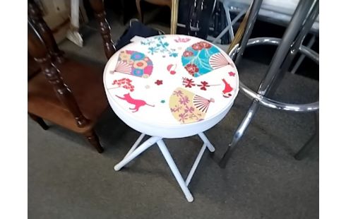 TABOURET BLANC EVENTAILS