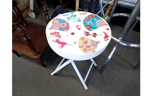 TABOURET BLANC EVENTAILS