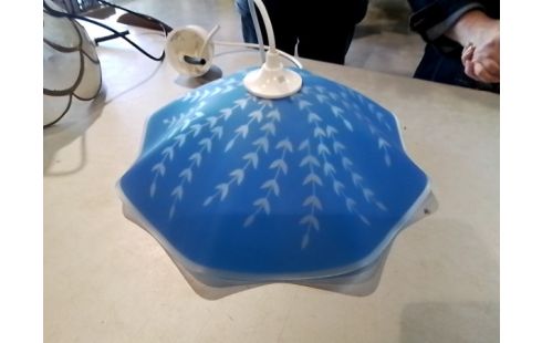 LUMINAIRE EN VERRE BLEU
