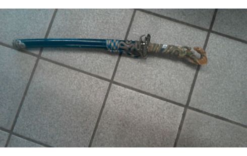 KATANA BLAUW