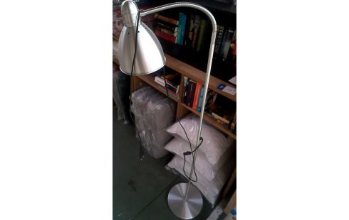 LÁMPARA DE SOBREMESA ALUMINIO