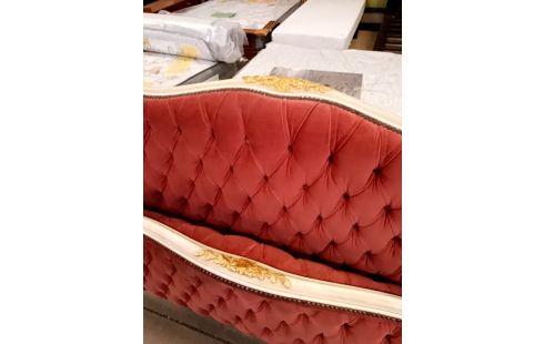 LIT CAPITONNÉE 140X190 SANS FIXATION