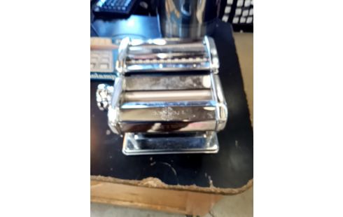 MACHINE A PATES + ACC RES