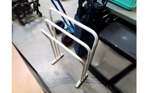 SECHE SERVIETTES METAL BLANC