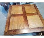 TABLE BASSE CARREE DESSUS BAMBOU