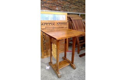 TABLE GUERIDON EN CHENE