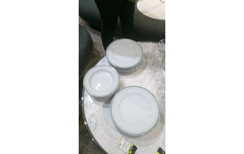SERVICE A ASSIETTES