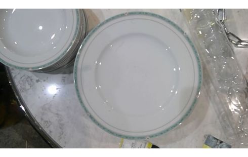 SERVICE A ASSIETTES