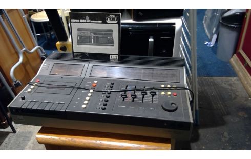 LECTEUR K7 ITT
