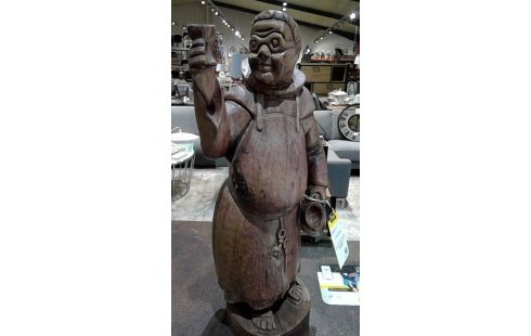 STATUE