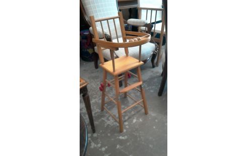 CHAISE DE POUPEE