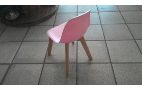CHAISE ENFANT COQUE ROSE