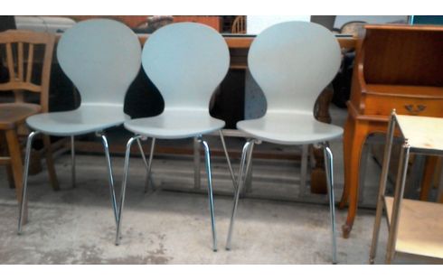 LOT DE 3 CHAISES