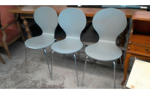 LOT DE 3 CHAISES
