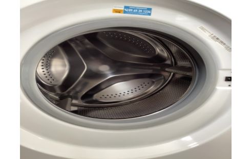 MACHINE A LAVER 9KG 1400TRS INDESIT BLANC HUBLOT NOIR