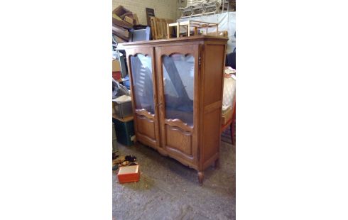 VITRINE EICHE