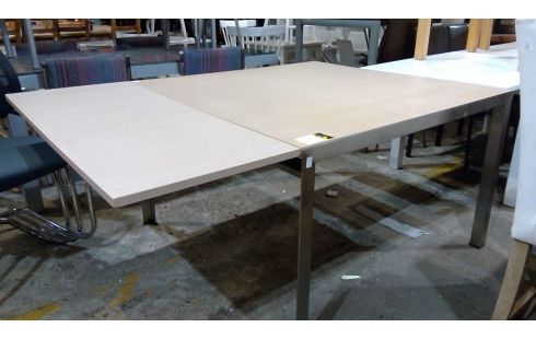 TABLE ZATONA ITALY