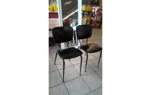 PAIRE DE CHAISES