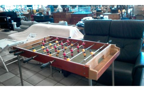 BABY FOOT  VINTAGE   EN  L'  ETAT