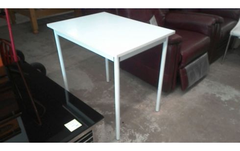 TABLE  EN  L'  ETAT