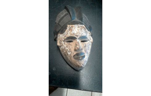 MASKE AFRIKANSICH