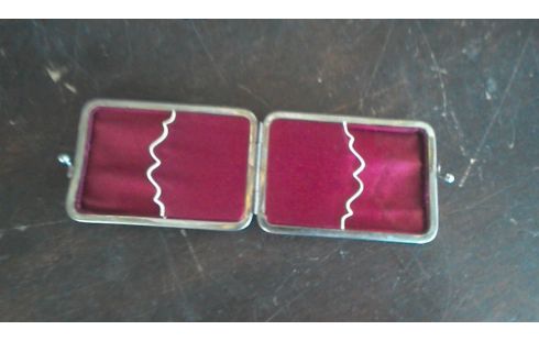 PORTE AIGUILLES EN  OLIVIER EP 1900