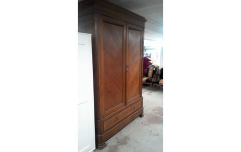 ARMOIRE