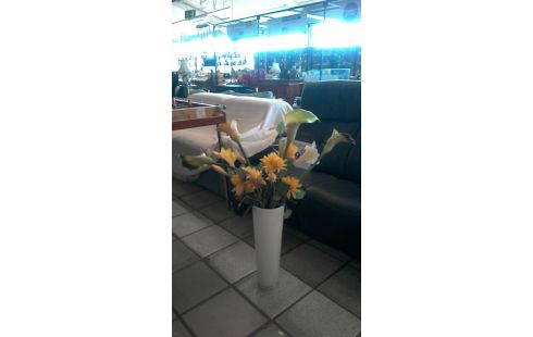 VASE + BOUQUET 