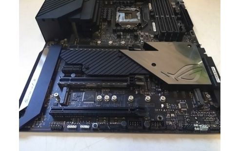 CARTE MERE ASUS ROG MAXIMUS XIII HERO