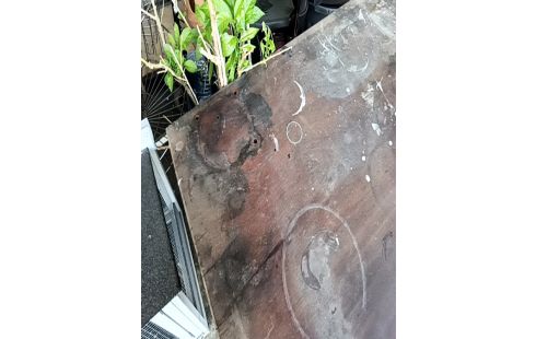 TABLE ETABLI SUR TRÉTEAUX BOIS