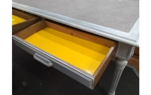 BUREAU BLANC CHENE MASSIF