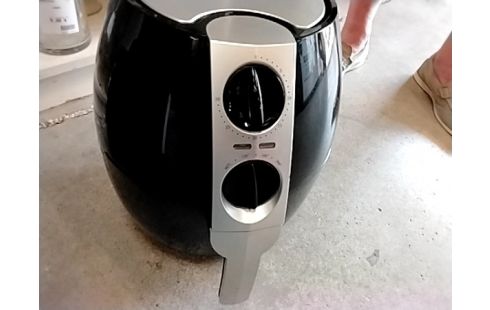 FRITEUSE ELECTRIQUE EMERIO