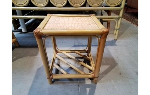 BOUT DE CANAPE ROTIN TRESSÉ JAUNE