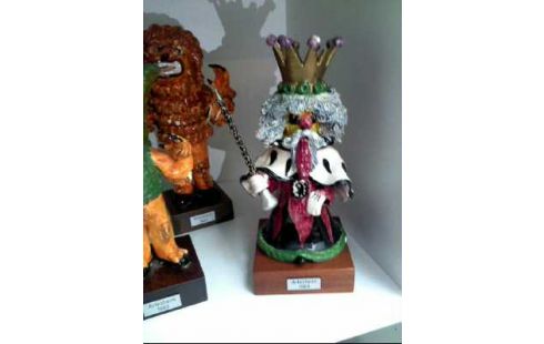 FASTNACHTSFIGUREN BASEL VERSCHIEDEN