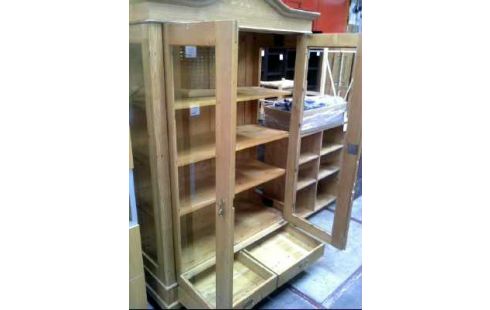 VITRINENSCHRANK HOLZ HELL 2-T 2-SCH 4-EB.