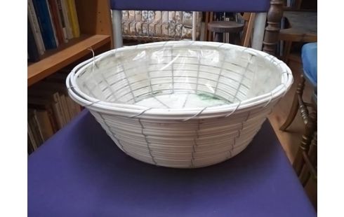 PANIER PLASTIQUE BLANC